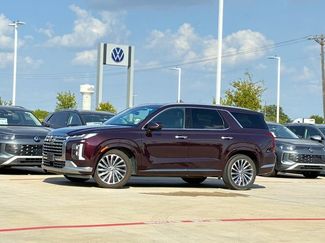 Used 2024 Hyundai Palisade Calligraphy FWD video 1