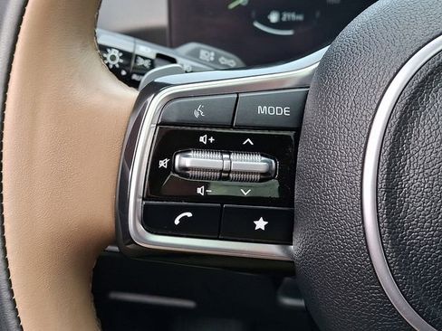 Used 2025 Kia Sorento SX Prestige w/ Olive Brown Leather Package image 21