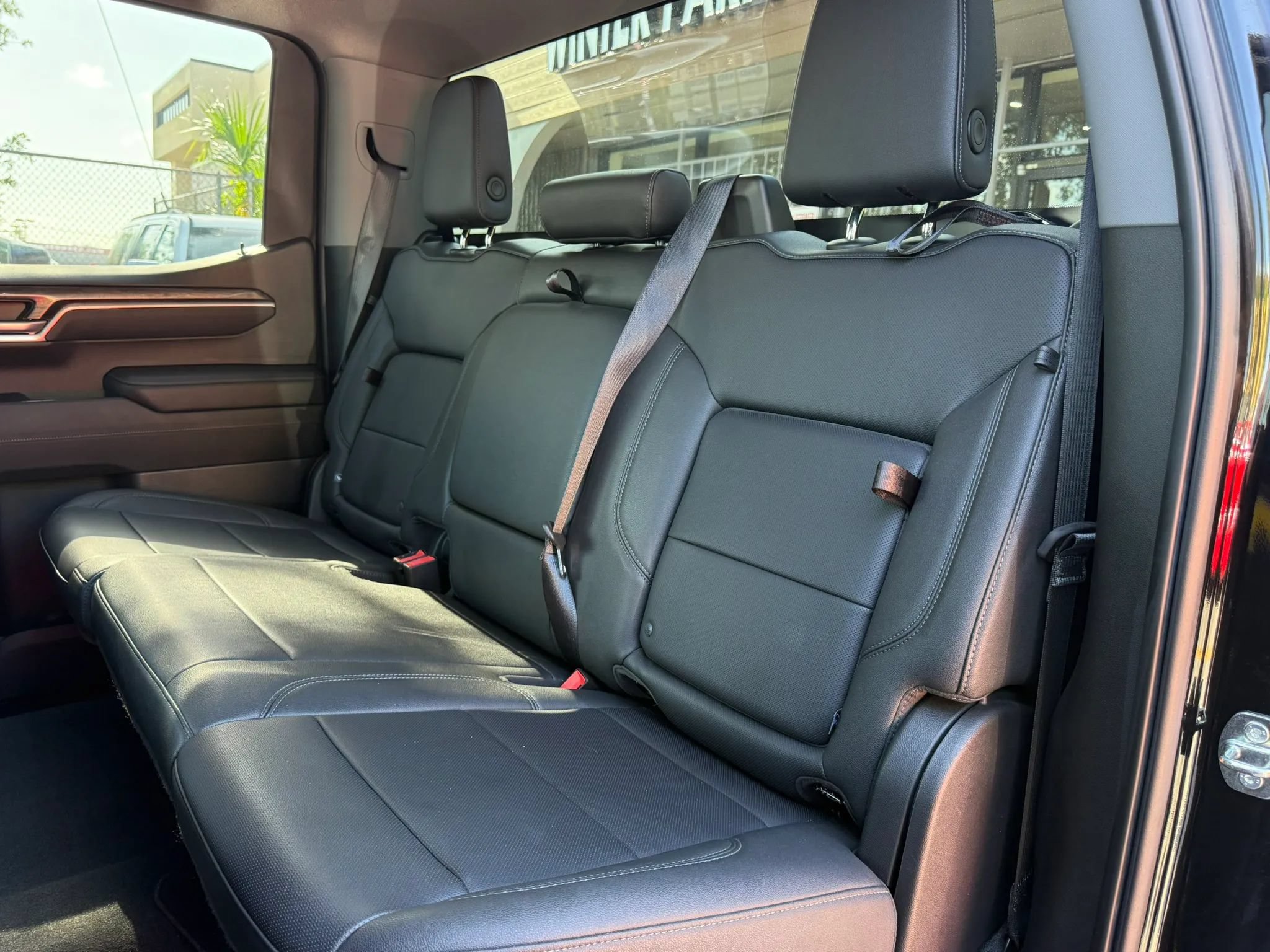 Used 2022 Chevrolet Silverado 1500 LTZ RWD image 15