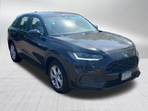 Used 2024 Honda HR-V LX image 3