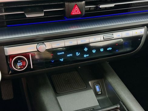 Used 2023 Hyundai Ioniq 6 SEL image 17