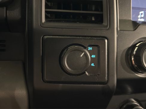 Used 2019 Ford F150 XL w/ Equipment Group 101A Mid image 32