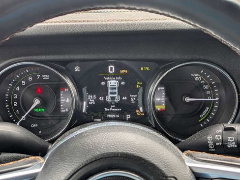 Used 2021 Jeep Wrangler Unlimited Sahara AWD/4WD image 22
