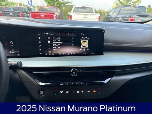 Used 2025 Nissan Murano Platinum w/ Cargo Package AWD/4WD image 23