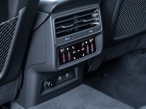 New 2026 Audi Q8 Premium Plus image 29