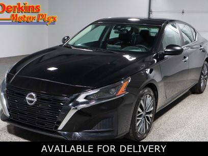 Used 2024 Nissan Altima 2.5 SV
