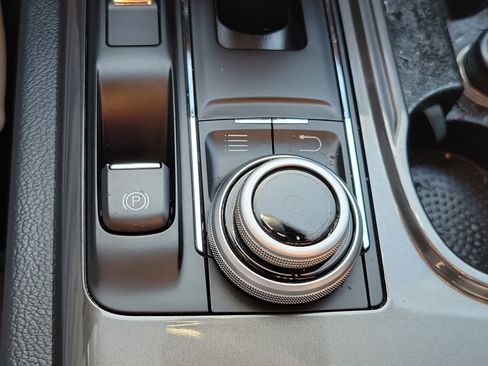 Used 2018 Maserati Ghibli image 21