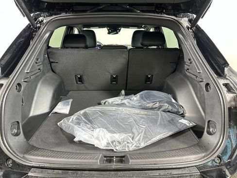 Used 2026 Chevrolet Equinox EV LT image 25