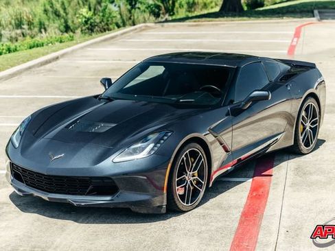 Used 2015 Chevrolet Corvette Stingray Coupe w/ 3LT Preferred Equipment Group RWD image 10
