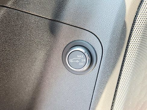 Used 2019 GMC Acadia SLT FWD image 37
