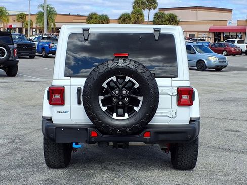 Used 2024 Jeep Wrangler Unlimited Rubicon 4xe image 6