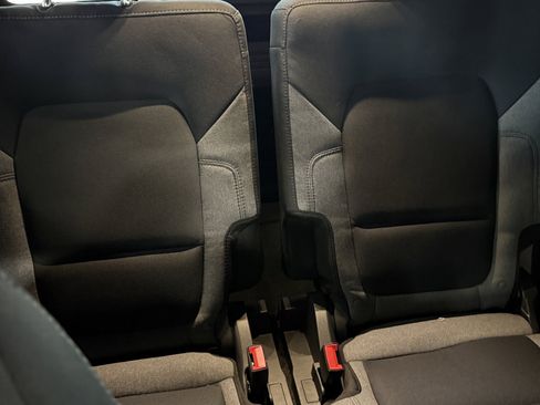 Used 2025 Ford Bronco 2-Door AWD/4WD image 25
