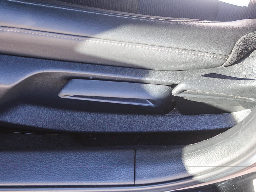 Certified 2025 Honda Civic Sport image 22