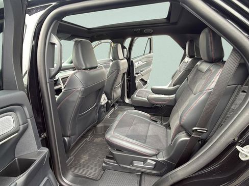 Certified 2026 Ford Explorer ST w/ Sun And Sound Package AWD/4WD image 30