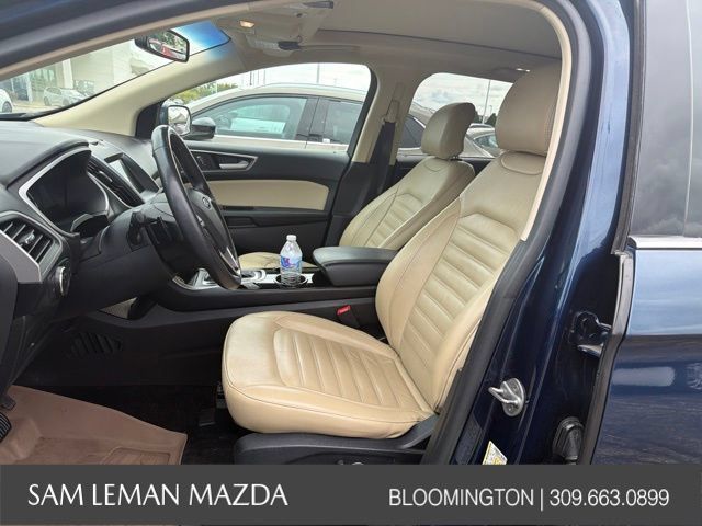 Used 2017 Ford Edge SEL w/ Equipment Group 201A AWD/4WD image 3