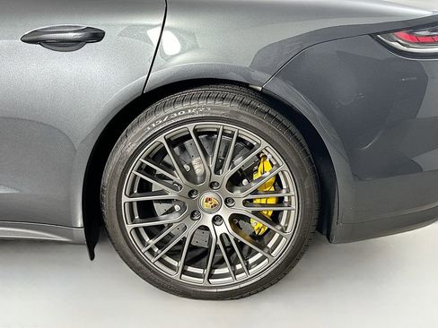 Used 2023 Porsche Panamera Turbo S image 34