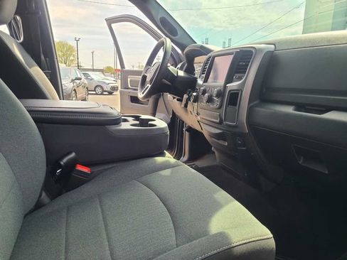 Used 2022 RAM 1500 Classic Warlock w/ Electronics Group AWD/4WD image 17