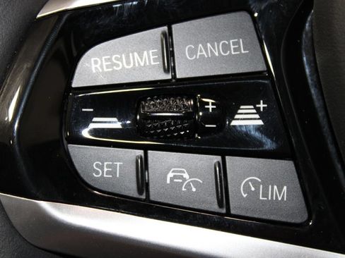 Used 2025 BMW 330i Sedan RWD image 36
