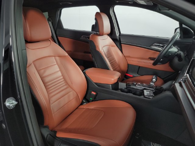 Used 2023 Kia Sportage SX FWD image 16