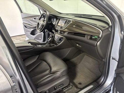 Used 2019 Buick Envision Premium AWD/4WD image 28