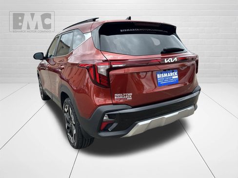 Used 2024 Kia Seltos SX AWD/4WD image 4