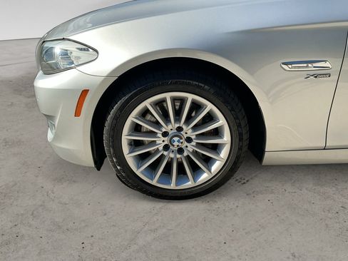 Used 2012 BMW 535i xDrive Sedan AWD/4WD image 9