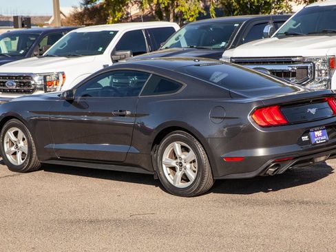 Used 2019 Ford Mustang Coupe image 7