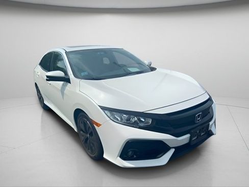 Used 2018 Honda Civic EX image 5