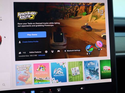 Used 2018 Tesla Model 3 Long Range image 19