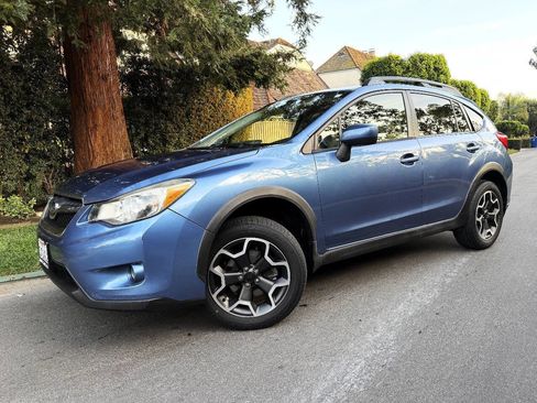 Used 2015 Subaru Crosstrek 2.0i Premium image 3