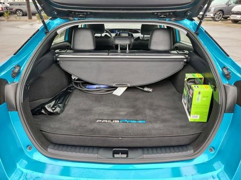 Used 2020 Toyota Prius Prime Limited w/ Carpet Mat Package image 27