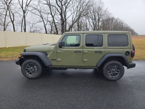 New 2026 Jeep Wrangler Unlimited Sport AWD/4WD image 8