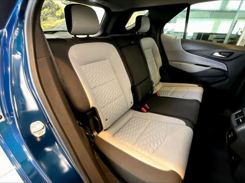 Used 2020 Chevrolet Equinox LT image 36