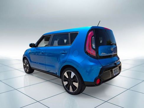 Used 2016 Kia Soul + w/ Designer's Package FWD image 7