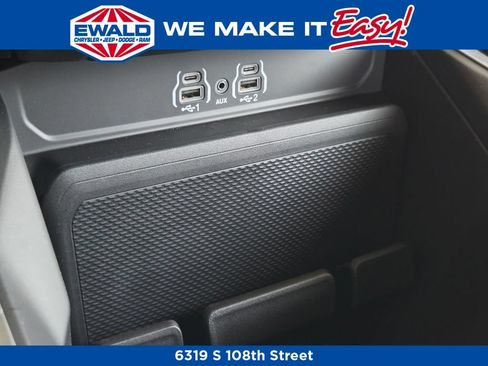 New 2026 RAM 1500 Big Horn AWD/4WD image 9