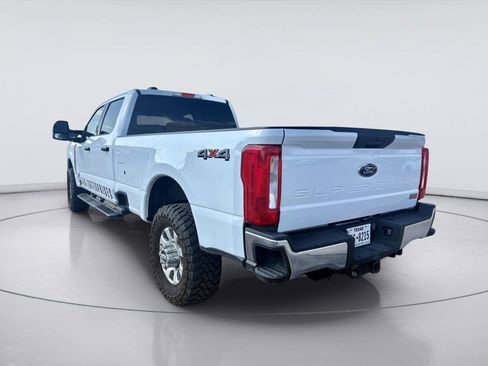 Used 2024 Ford F250 XLT AWD/4WD image 5