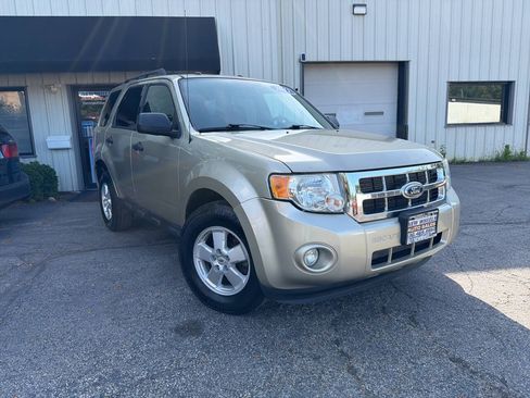 Used 2012 Ford Escape XLT FWD image 8