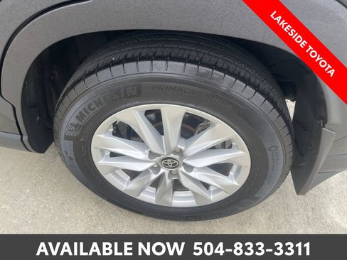 Certified 2024 Toyota Corolla Cross LE FWD image 14