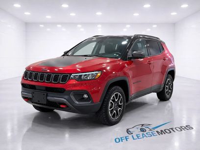 Used 2025 Jeep Compass Trailhawk
