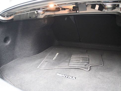Used 2022 Nissan Sentra SV FWD image 22
