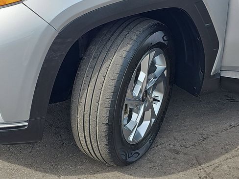 Used 2024 Hyundai Tucson SEL FWD image 32