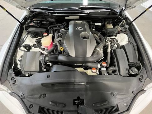 Used 2016 Lexus IS 200t w/ F Sport Package RWD image 27
