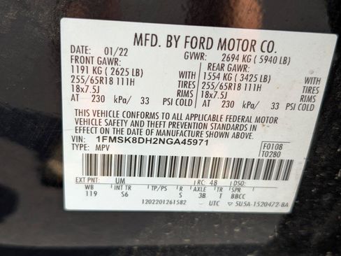 Used 2022 Ford Explorer XLT w/ Equipment Group 202A AWD/4WD image 36