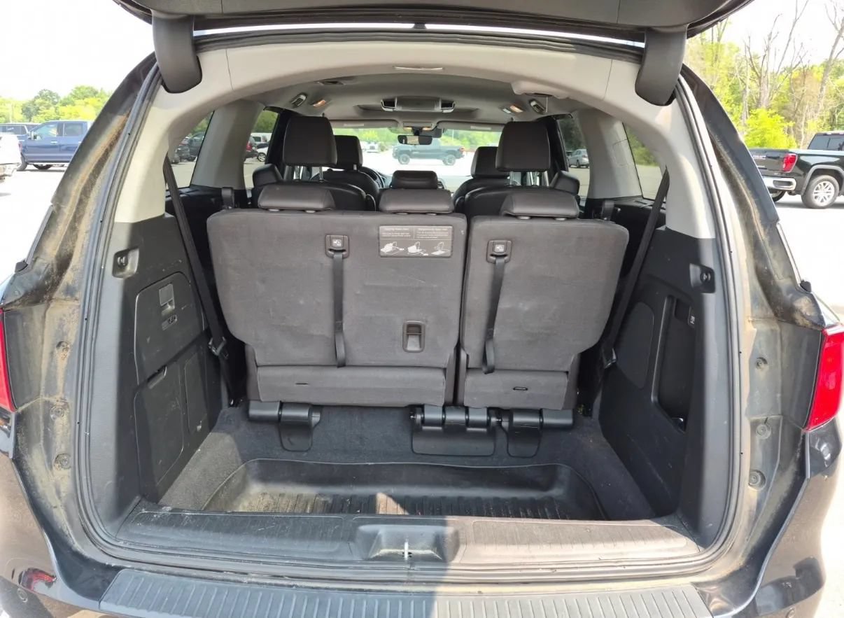 Used 2018 Honda Odyssey Elite image 7