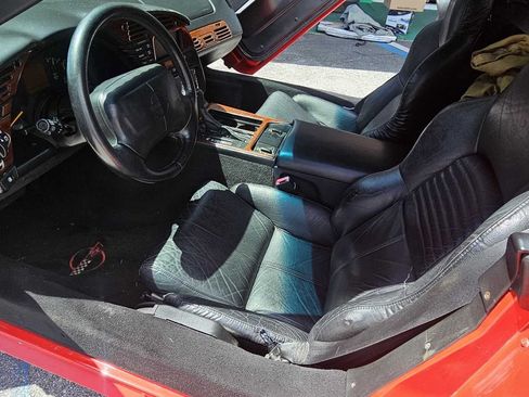 Used 1996 Chevrolet Corvette Convertible RWD image 12