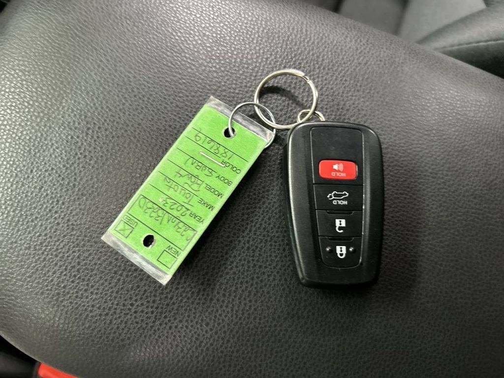 Used 2023 Toyota RAV4 XLE w/ Convenience Package AWD/4WD image 12