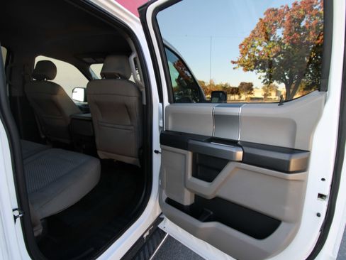 Used 2015 Ford F150 XLT w/ Equipment Group 301A Mid image 23