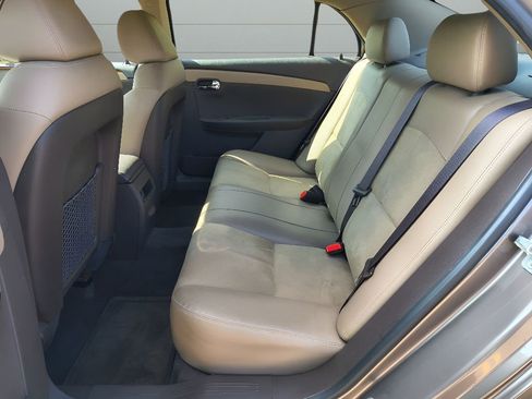 Used 2010 Chevrolet Malibu LT image 22