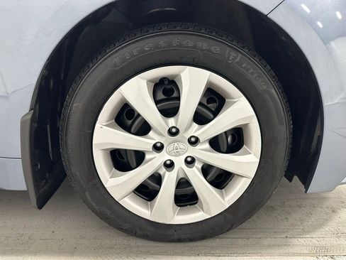 Used 2025 Toyota Corolla LE FWD image 59