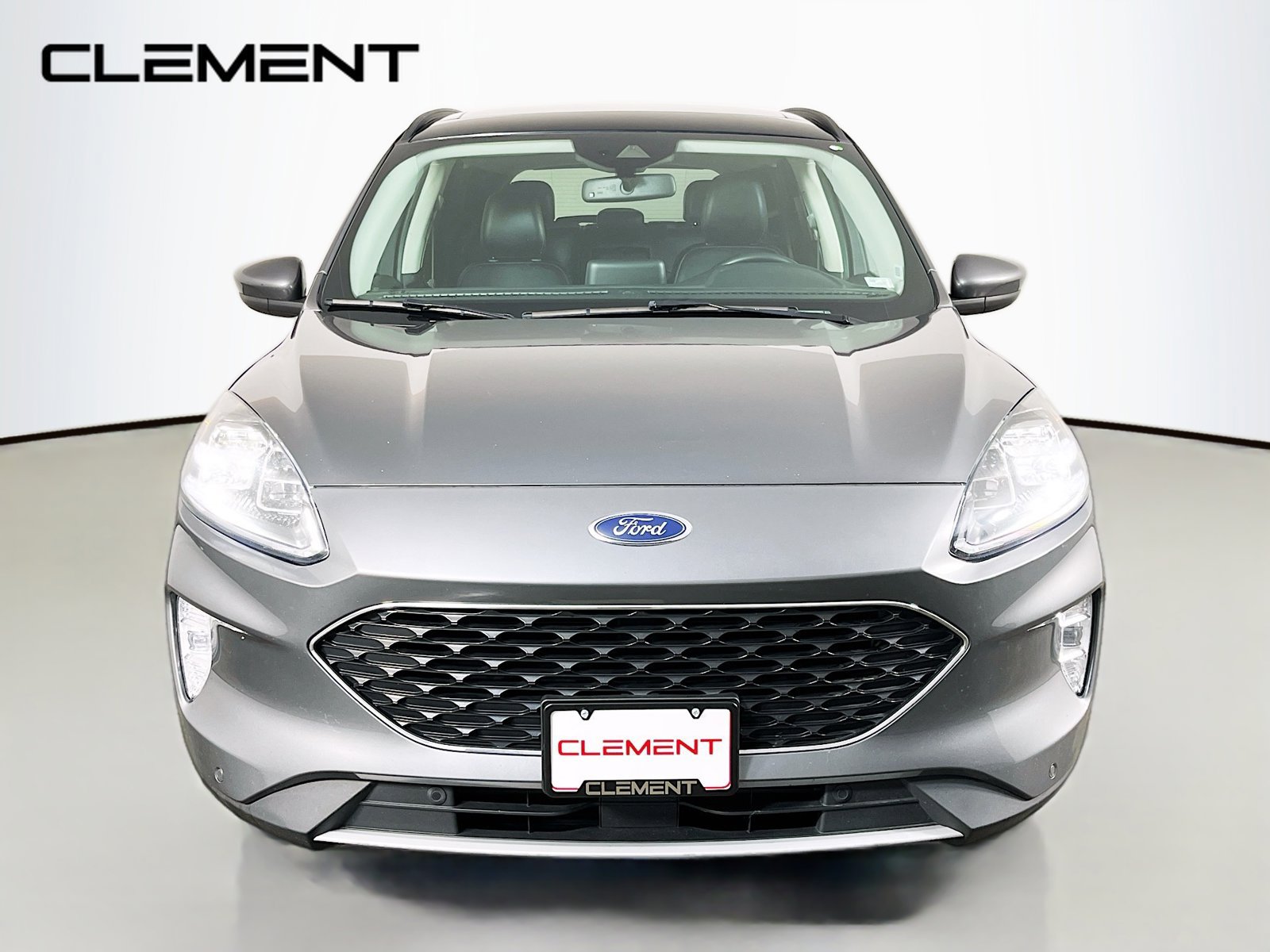 Used 2022 Ford Escape Titanium AWD/4WD image 3